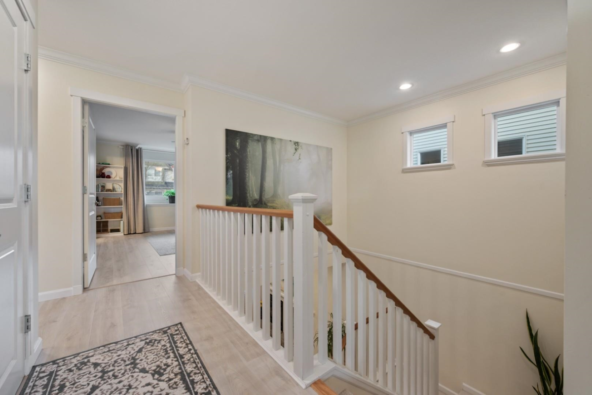 Garden / Landscaping Photo of 18871 71 Avenue, Surrey, BC