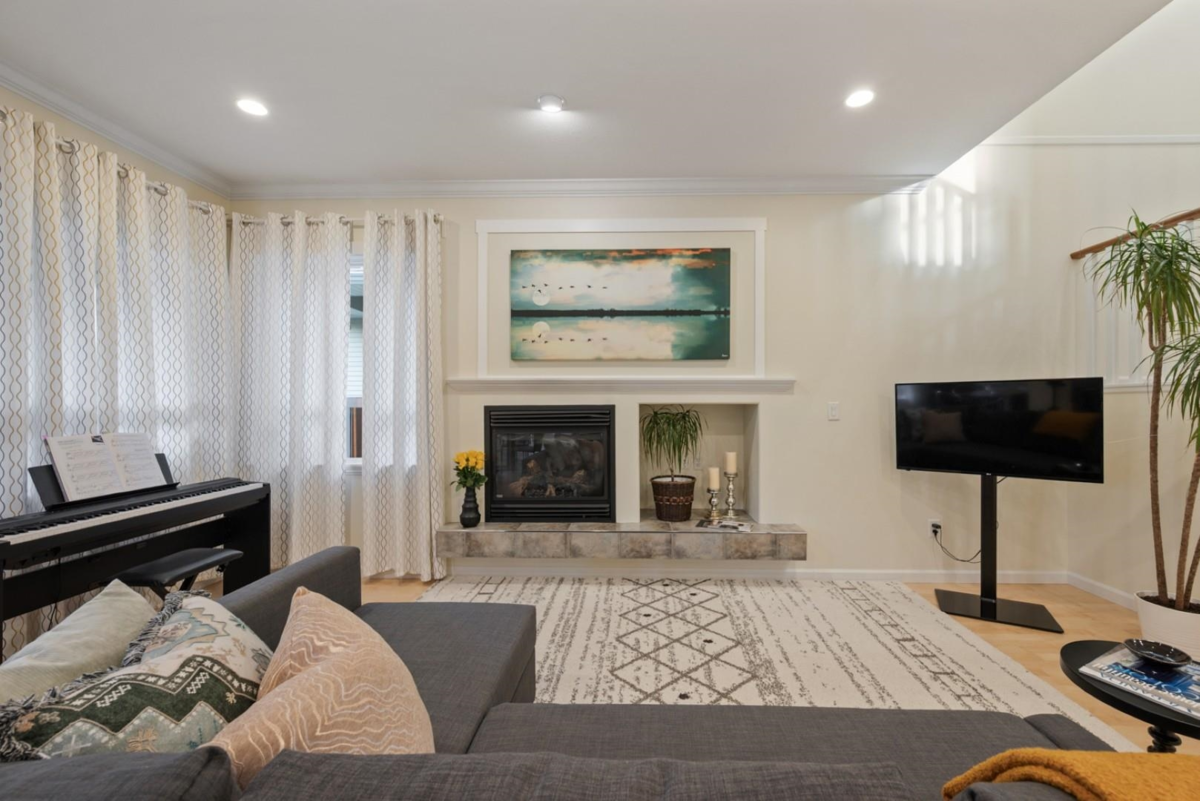 Pantry Photo of 18871 71 Avenue, Surrey, BC