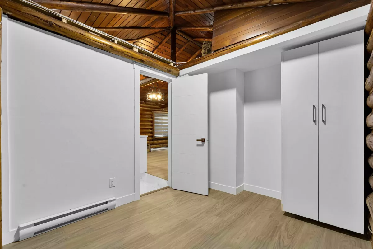 Breakfast Nook Photo of 1370 Prairie Avenue, Port Coquitlam, BC