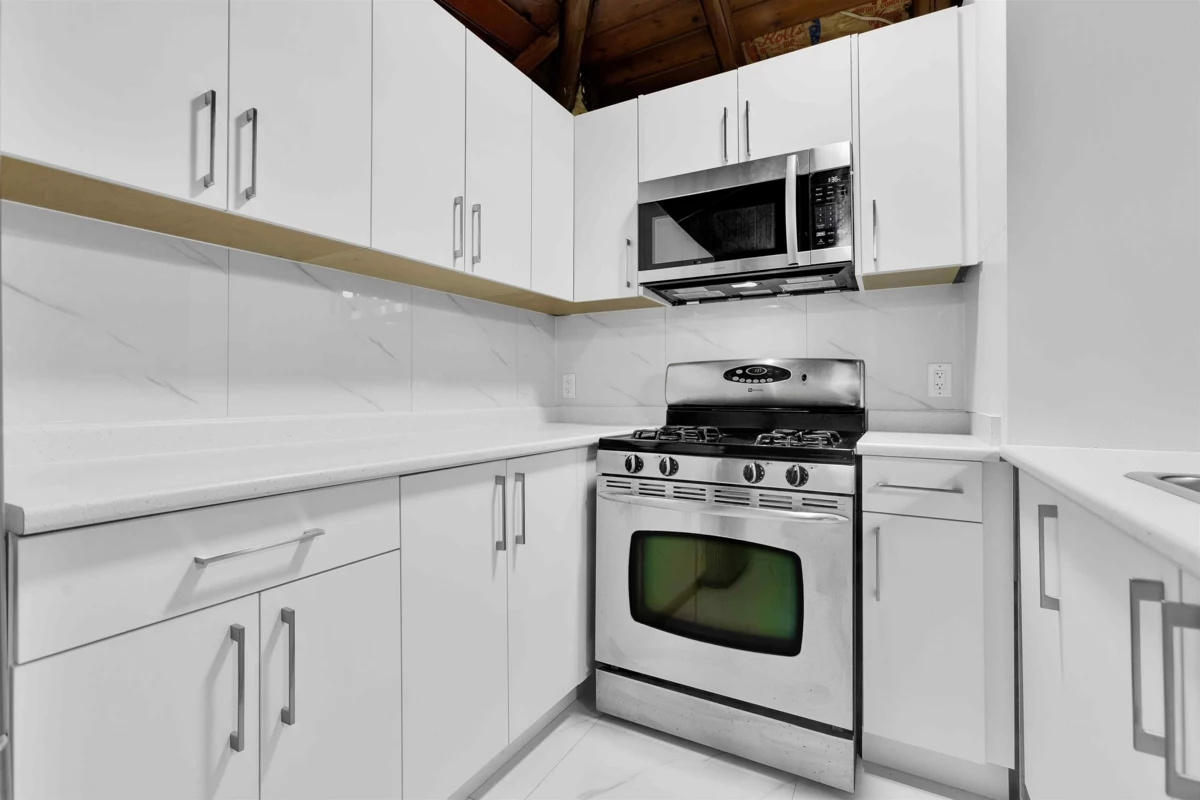 Family Room Photo of 1370 Prairie Avenue, Port Coquitlam, BC