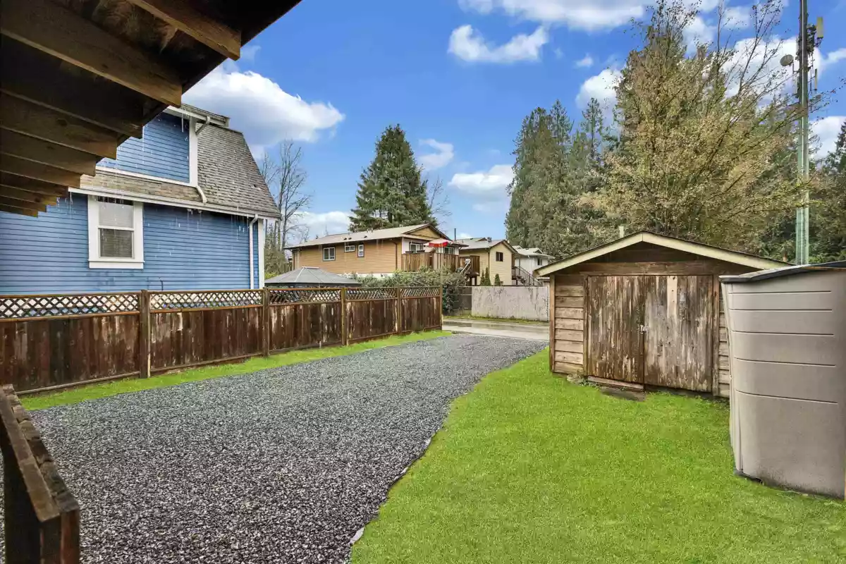 Garage Interior Photo of 1370 Prairie Avenue, Port Coquitlam, BC
