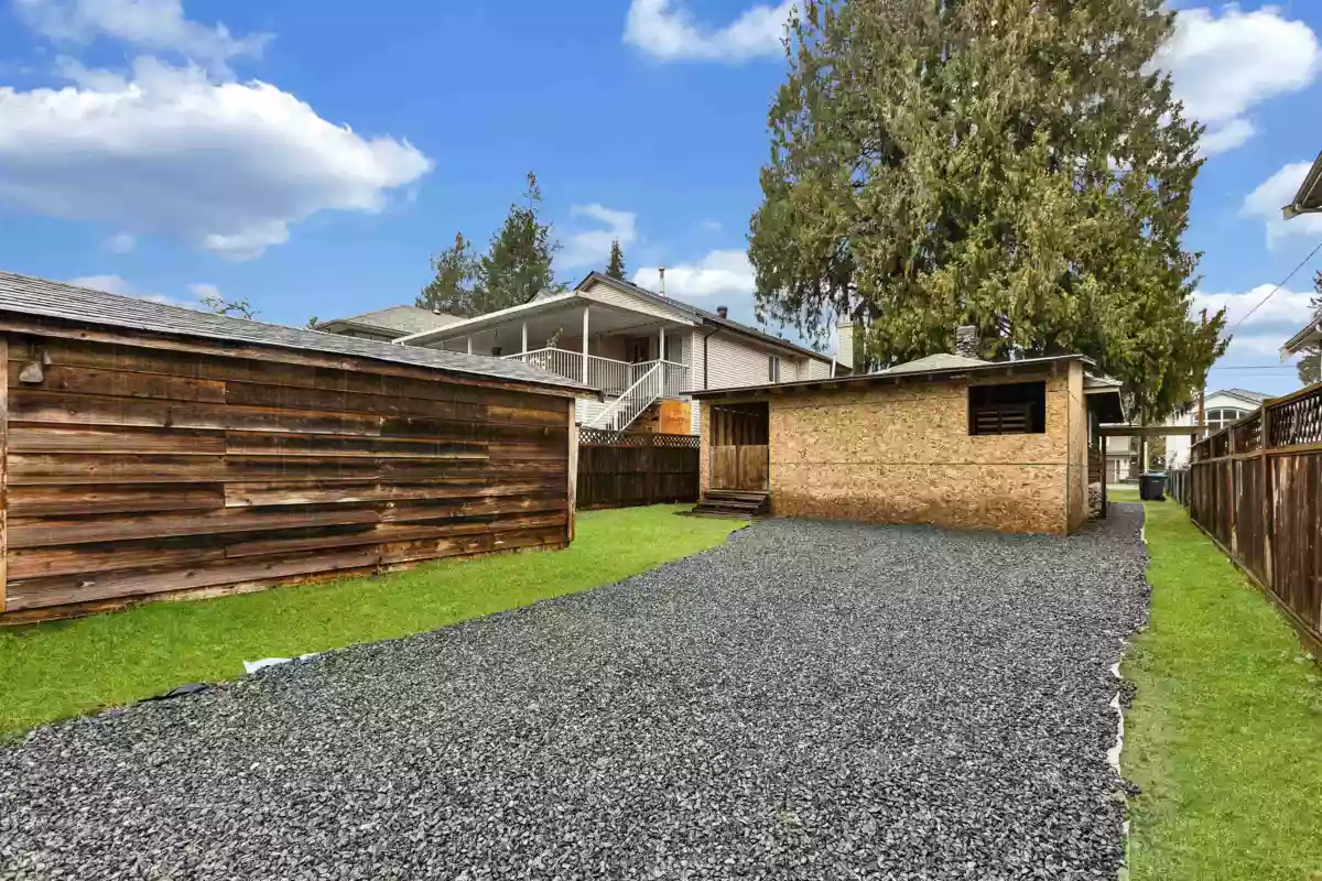 Staircase Photo of 1370 Prairie Avenue, Port Coquitlam, BC