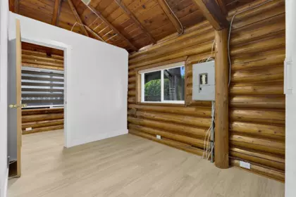 Walk-In Closet Photo of 1370 Prairie Avenue, Port Coquitlam, BC