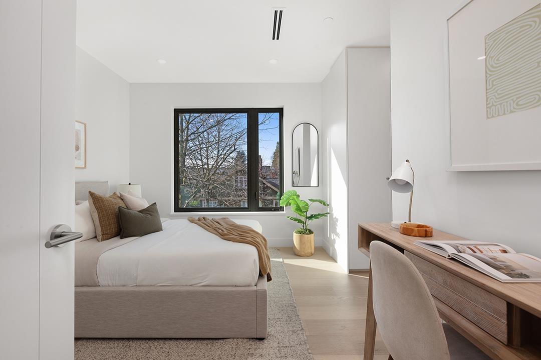 Laundry Room Photo of 396 W 21 Avenue, Vancouver, BC