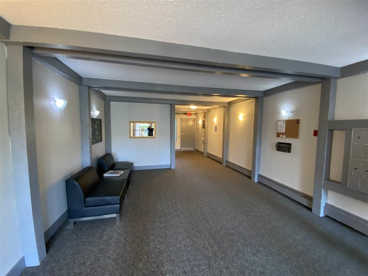 Kitchen Island Photo of 312 13977 74 Avenue, Surrey, BC