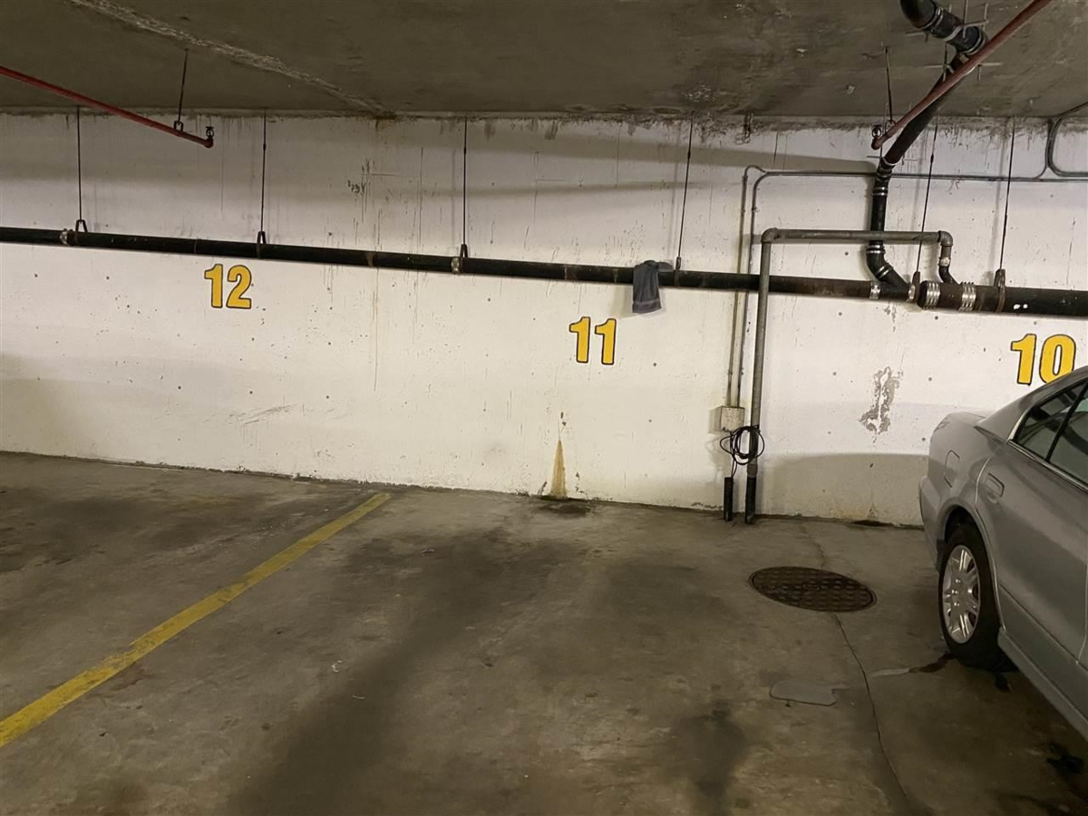 Primary Bathroom Photo of 312 13977 74 Avenue, Surrey, BC