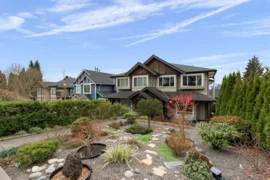 307 E 6th Street, North Vancouver, BC