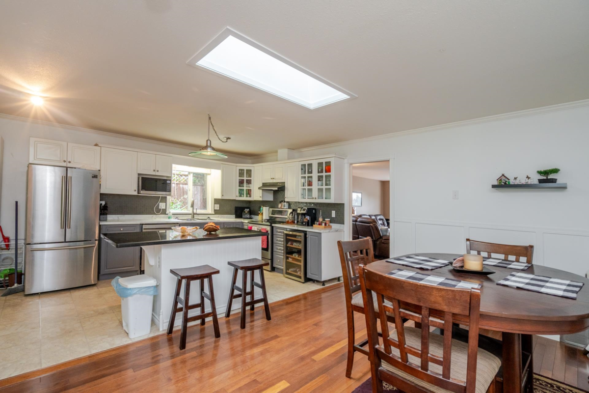 Bedroom 4 Photo of 35543 Dina Place, Abbotsford, BC