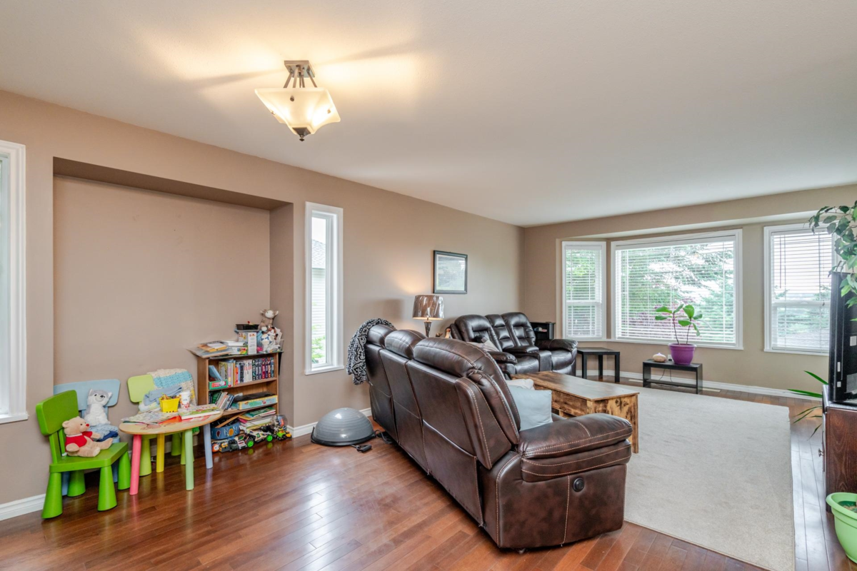 Family Room Photo of 35543 Dina Place, Abbotsford, BC