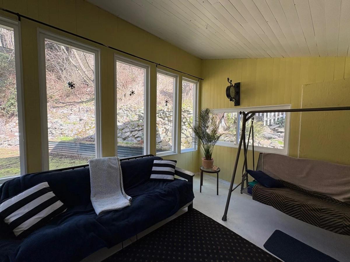 Mudroom Photo of 35543 Dina Place, Abbotsford, BC