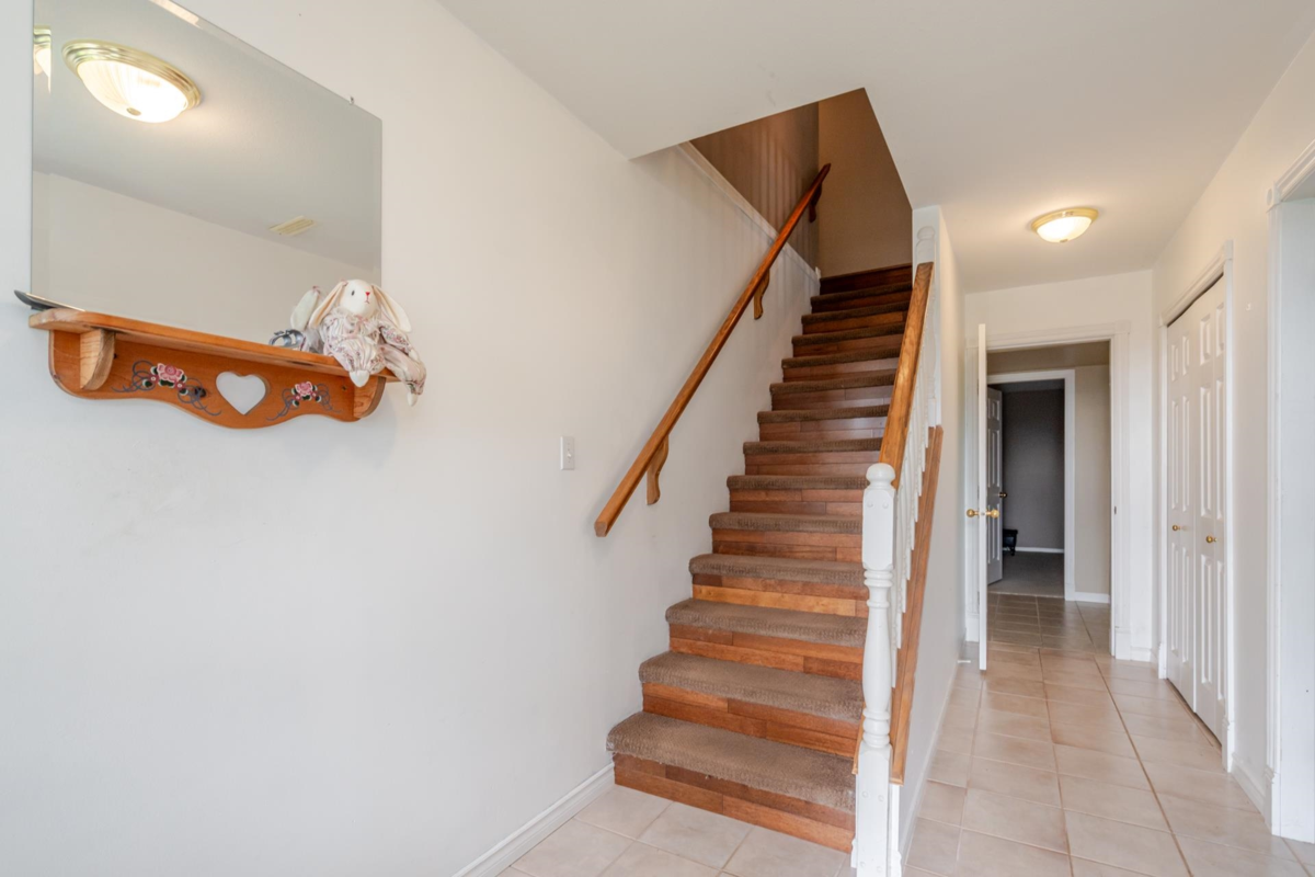 Outdoor Patio Photo of 35543 Dina Place, Abbotsford, BC