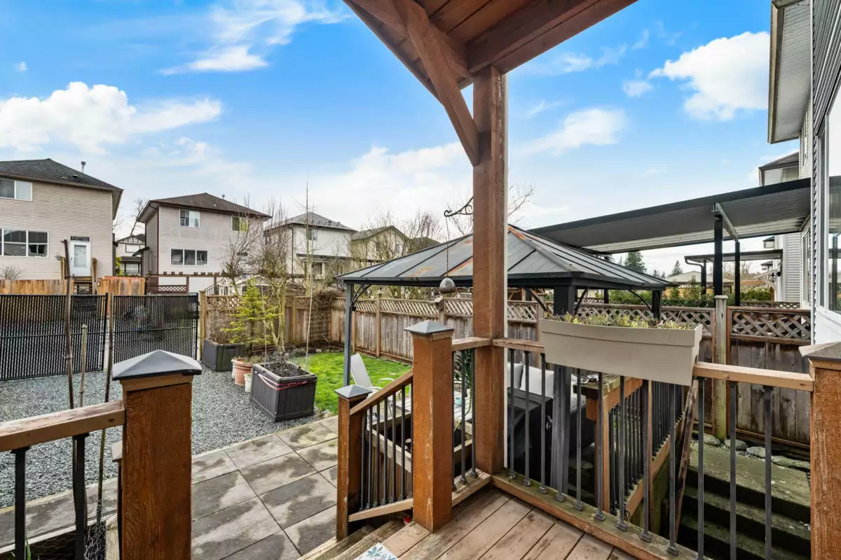 Basement Recreation Room Photo of 24320 102a Avenue, Maple Ridge, BC