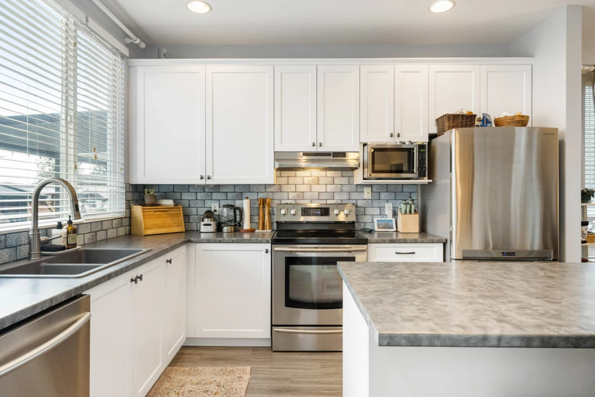 Pantry Photo of 24320 102a Avenue, Maple Ridge, BC