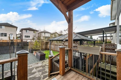 Basement Recreation Room Photo of 24320 102a Avenue, Maple Ridge, BC