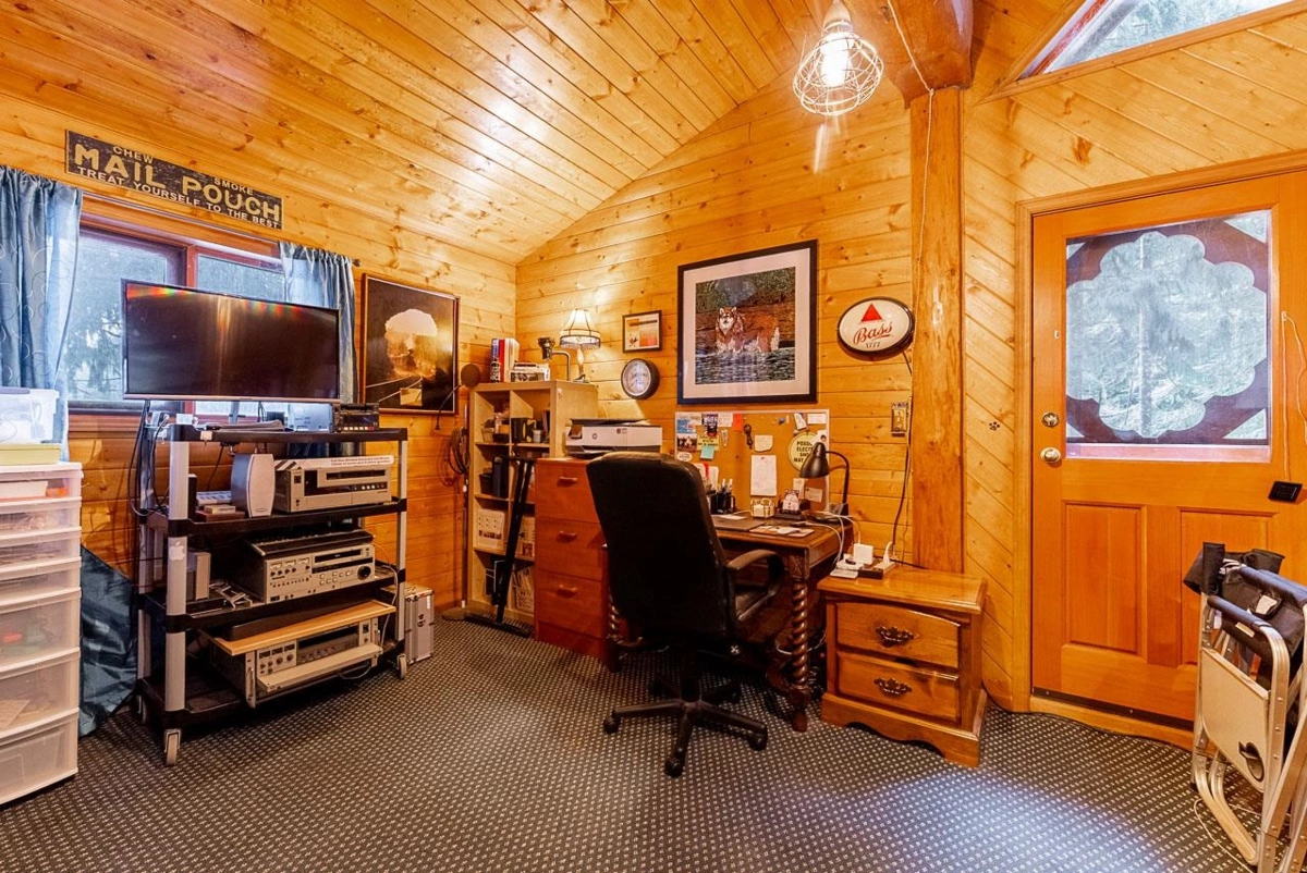 Walk-In Closet Photo of 71692 Cone Court, Sunshine Valley, BC