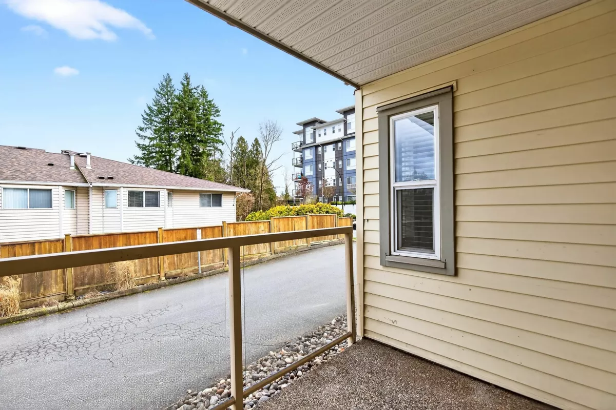 Laundry Room Photo of 101 22275 123 Avenue, Maple Ridge, BC