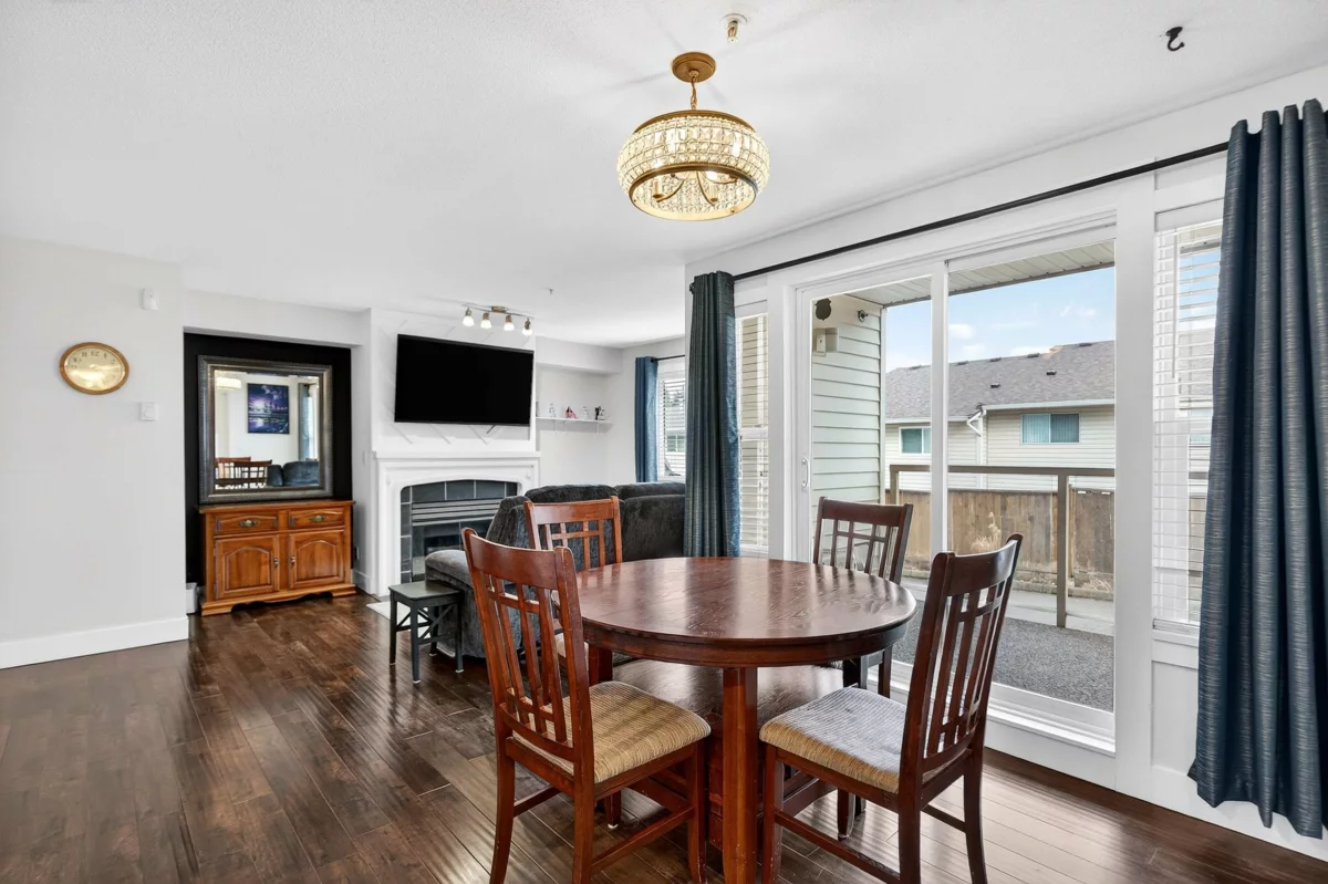 Office / Den Photo of 101 22275 123 Avenue, Maple Ridge, BC