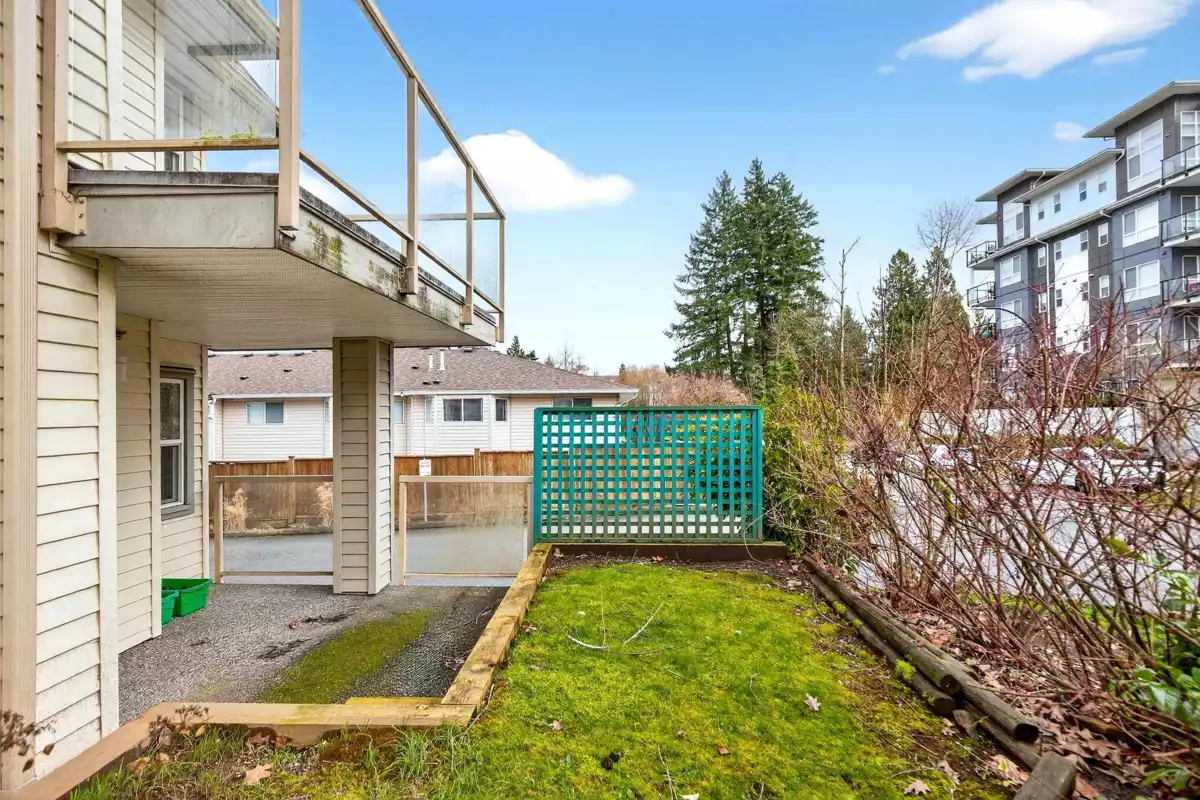 Outdoor Kitchen Photo of 101 22275 123 Avenue, Maple Ridge, BC