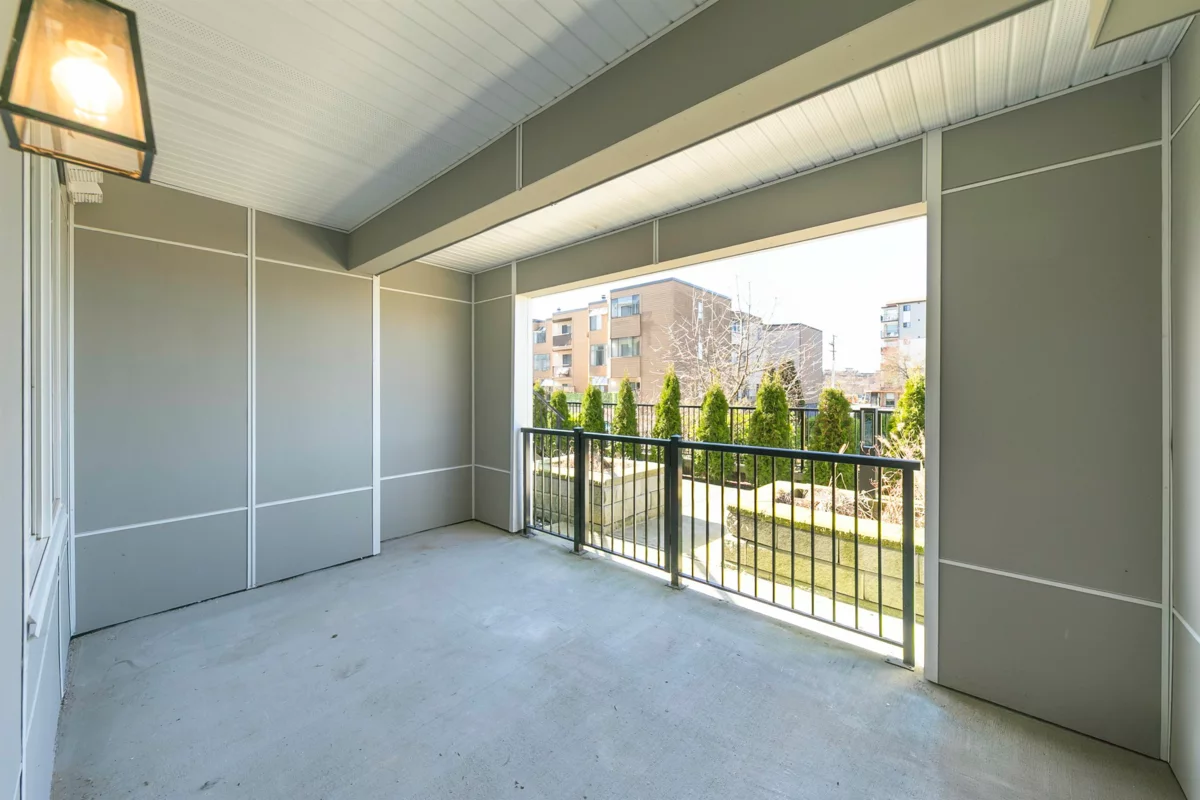 Kitchen Photo of 104 11913 Burnett Street, Maple Ridge, BC