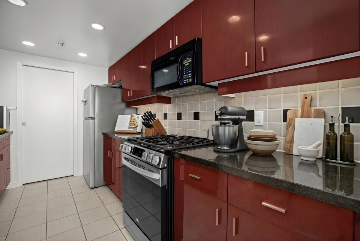 Bedroom 4 Photo of 1507 1033 Marinaside Crescent, Vancouver, BC