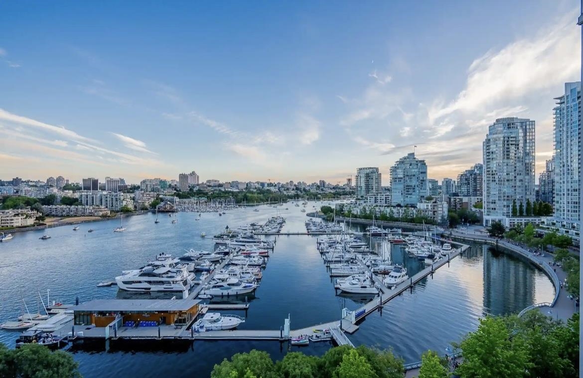 Exterior Rear Photo of 1507 1033 Marinaside Crescent, Vancouver, BC