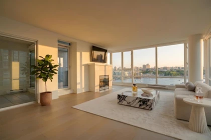 1507 1033 Marinaside Crescent, Vancouver, BC