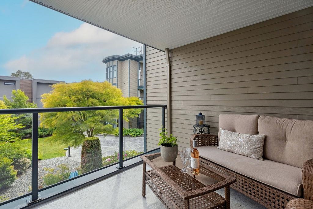 Loft / Bonus Room Photo of 220 15210 Pacific Avenue, White Rock, BC