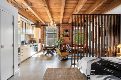 310 55 E Cordova Street, Vancouver, BC, Downtown VE — 1 bed apartment/condo for sale