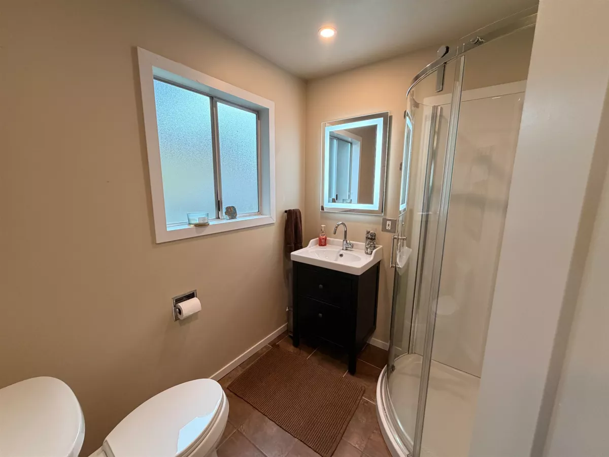 Loft / Bonus Room Photo of 4898 Sunshine Coast Highway, Sechelt, BC