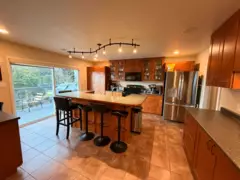 4898 Sunshine Coast Highway, Sechelt, BC