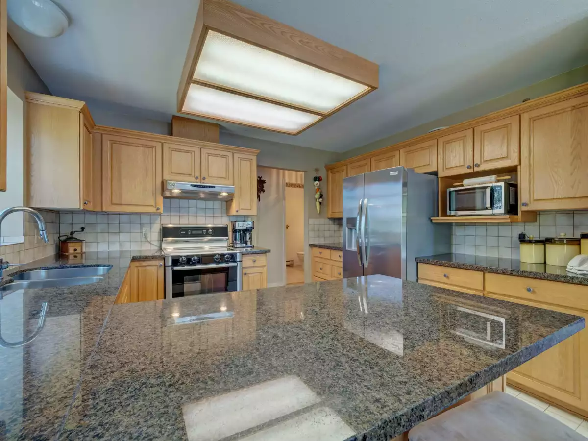 Laundry Room Photo of 6448 N Gale Avenue, Sechelt, BC