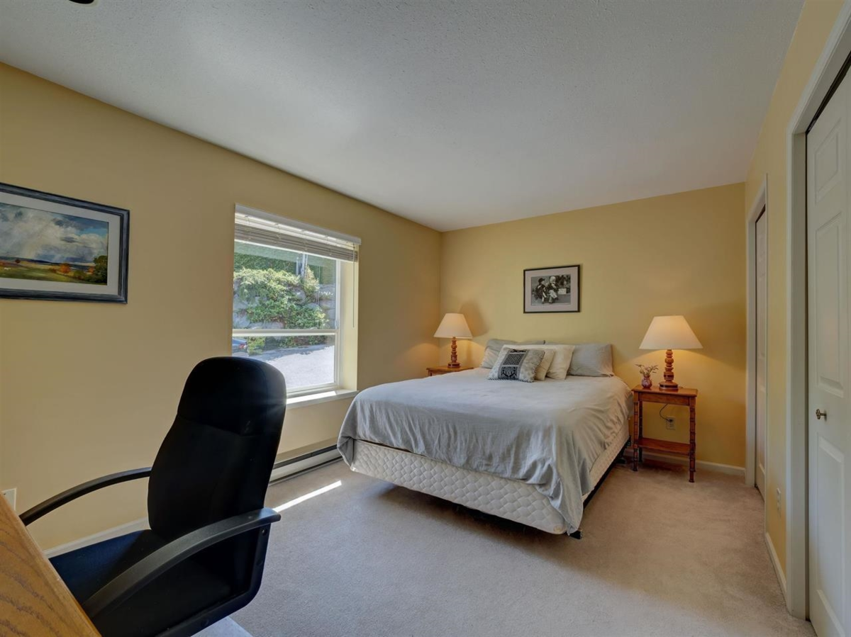 Outdoor Deck Photo of 6448 N Gale Avenue, Sechelt, BC