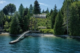 6448 N Gale Avenue, Sechelt, BC