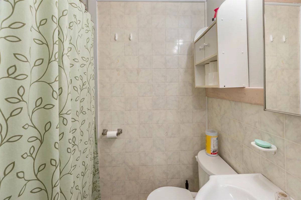 Bedroom 4 Photo of 32739 Fraser Crescent, Mission, BC