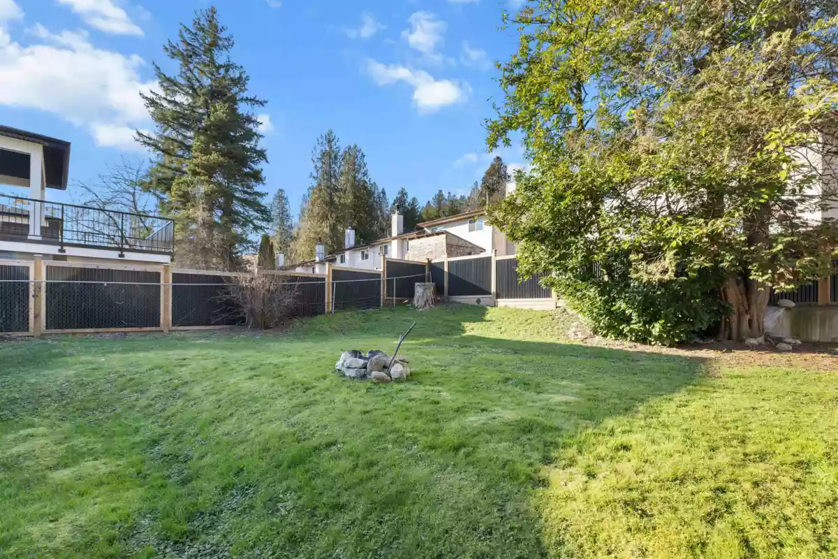 Laundry Room Photo of 32739 Fraser Crescent, Mission, BC