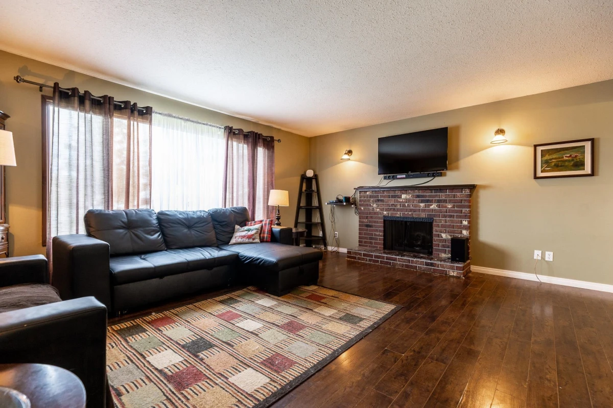 Family Room Photo of 31450 Springhill Place, Abbotsford, BC