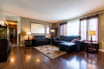 Kitchen Island Photo of 31450 Springhill Place, Abbotsford, BC