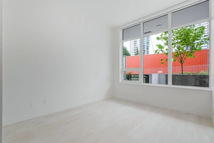 Primary Bedroom Photo of 102 13318 104 Avenue, Surrey, BC