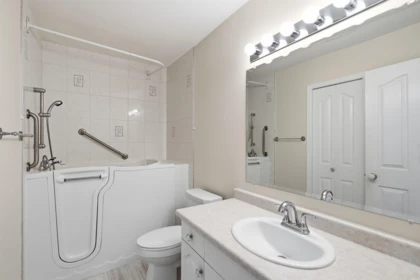Basement Recreation Room Photo of 411 2626 Countess Street, Abbotsford, BC