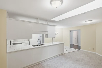 Guest Bathroom Photo of 411 2626 Countess Street, Abbotsford, BC
