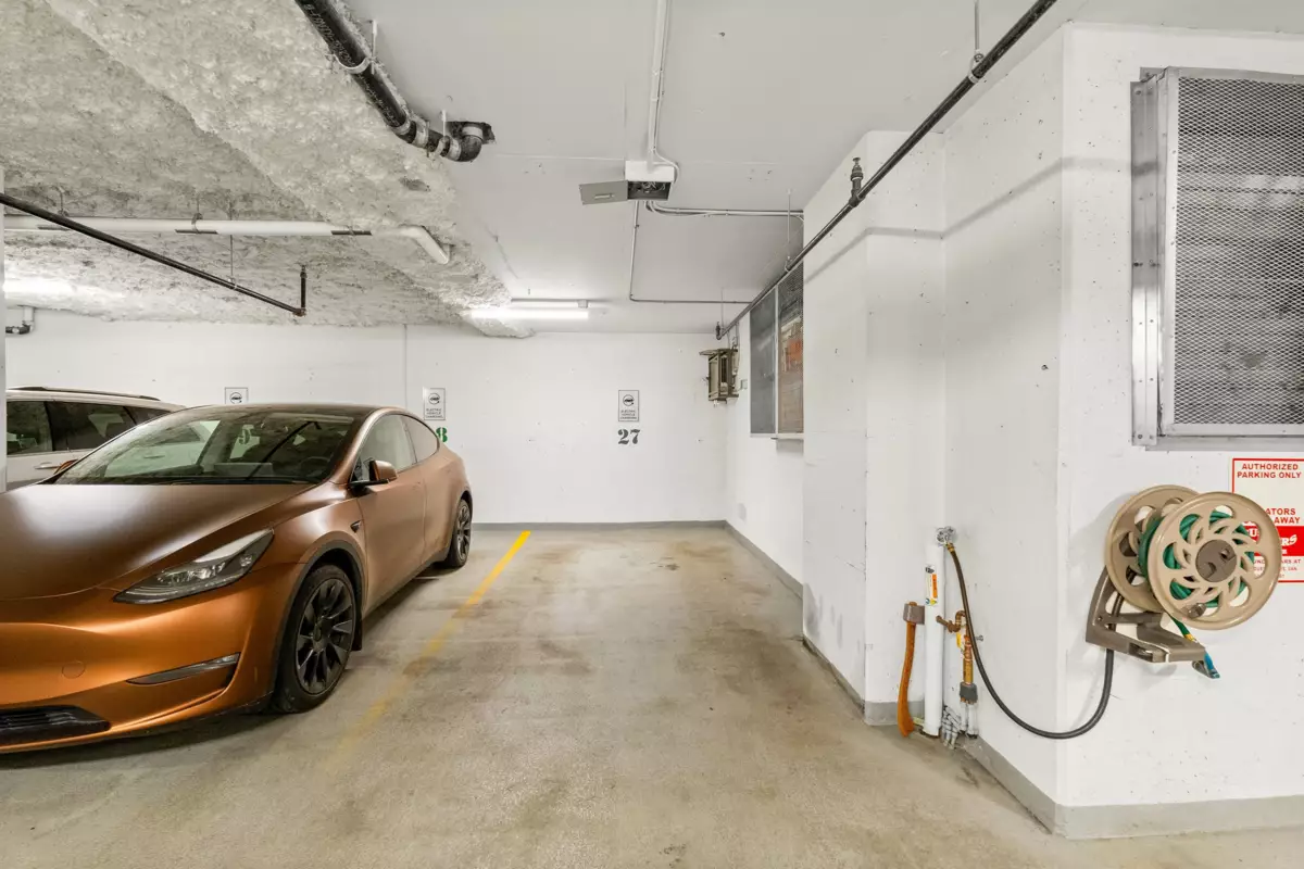 Office / Den Photo of 506 1678 Pullman Porter Street, Vancouver, BC
