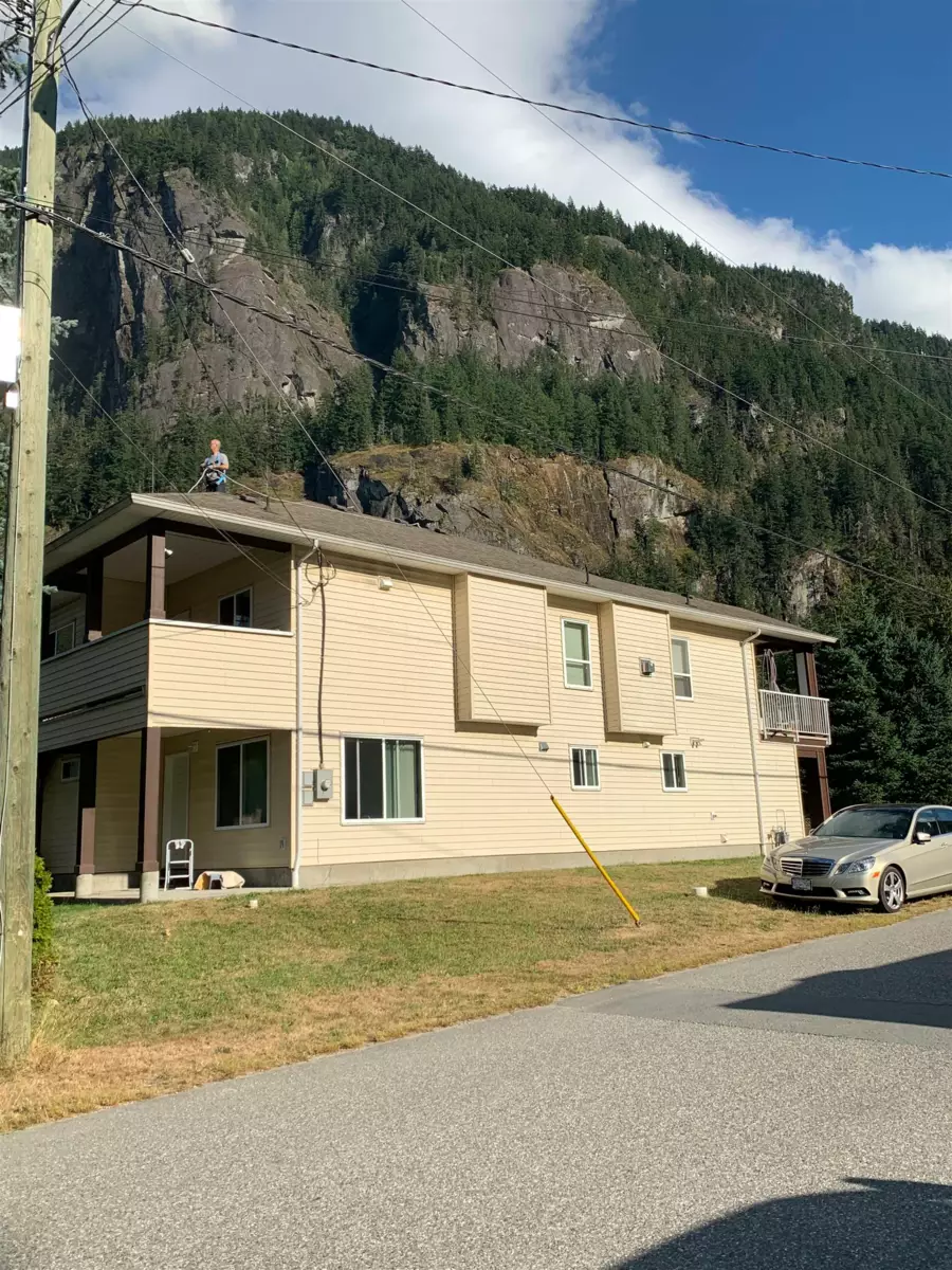 Backyard Photo of 63861 Old Yale Road, Hope, BC