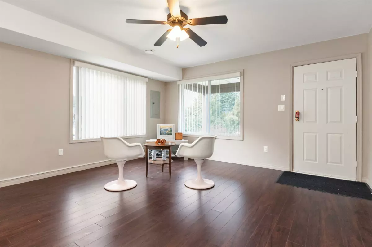 Basement Recreation Room Photo of 63861 Old Yale Road, Hope, BC