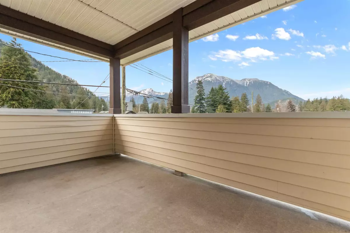 Bedroom 4 Photo of 63861 Old Yale Road, Hope, BC