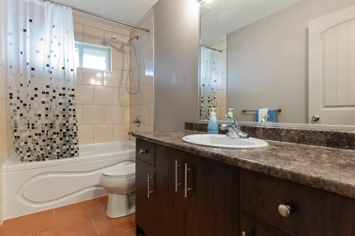 Hallway Photo of 63861 Old Yale Road, Hope, BC