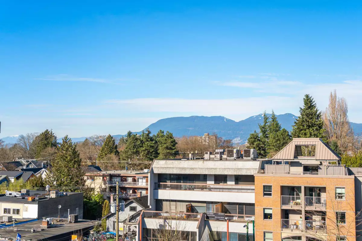 Backyard Photo of 607 2228 W Broadway, Vancouver, BC