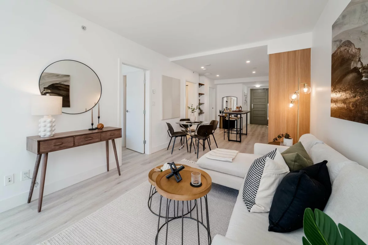 Living Room Photo of 607 2228 W Broadway, Vancouver, BC