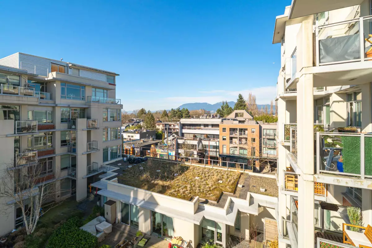 Outdoor Patio Photo of 607 2228 W Broadway, Vancouver, BC
