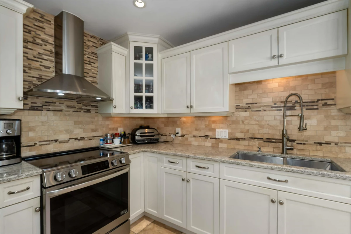 Bedroom 3 Photo of 24109 124 Avenue, Maple Ridge, BC