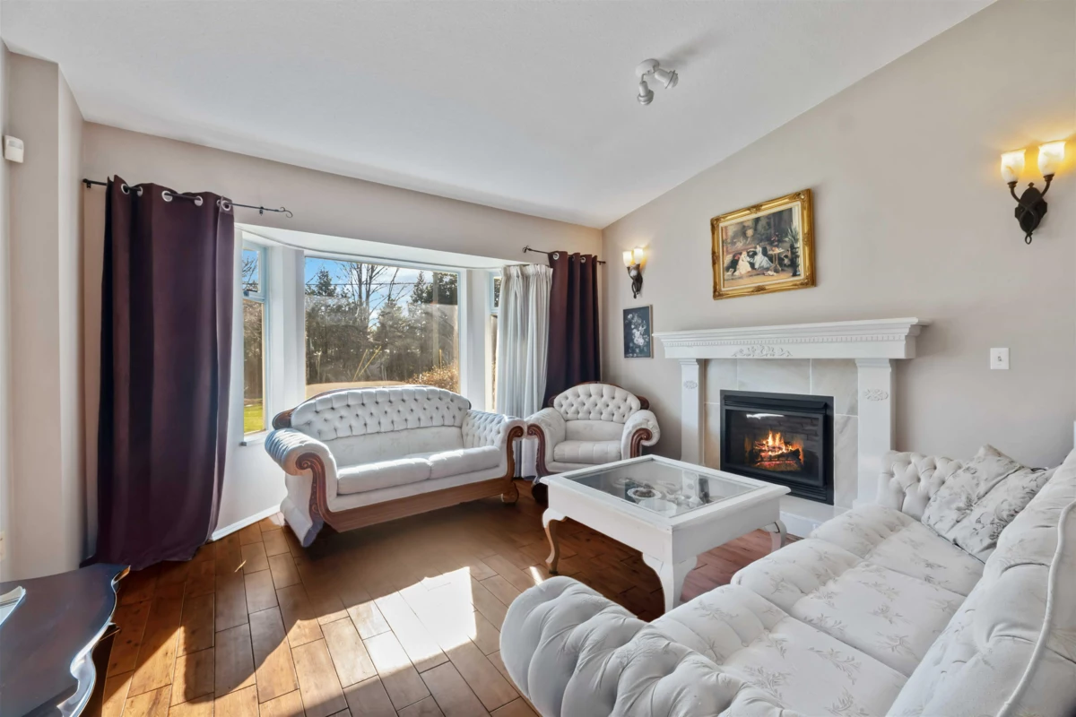 Family Room Photo of 24109 124 Avenue, Maple Ridge, BC